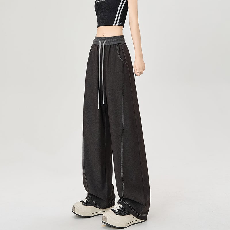 Női egyenes szabású farmer, magas derekú, pamut-polyészter keverék, vékony anyag, tavasz 2026.