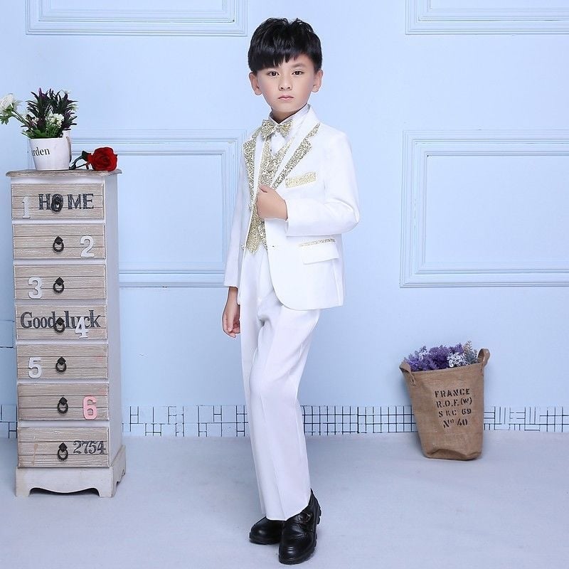 Dječji formalni kostim u britanskom stilu, uskog kroja, lanena tkanina, jednodijelni sako