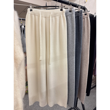Ženske hlače od džinsa ravnog kroja — slim fit, gradski stil, prirodna struk, ultra-tanki materijal, duge hlače