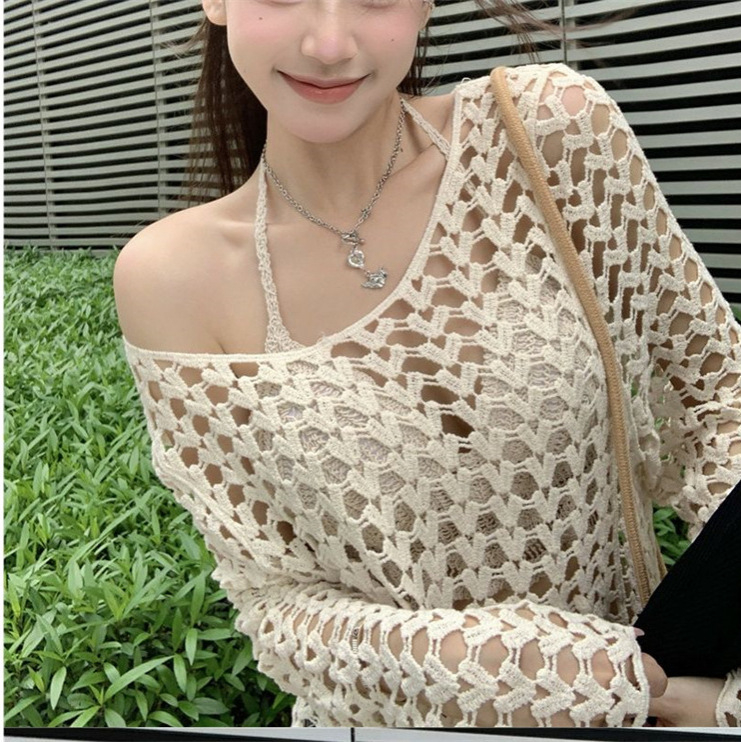 Дамски топ с мрежеста дантела кроше, дълги ръкави, кръгло деколте, памучна материя, ръчна изработка