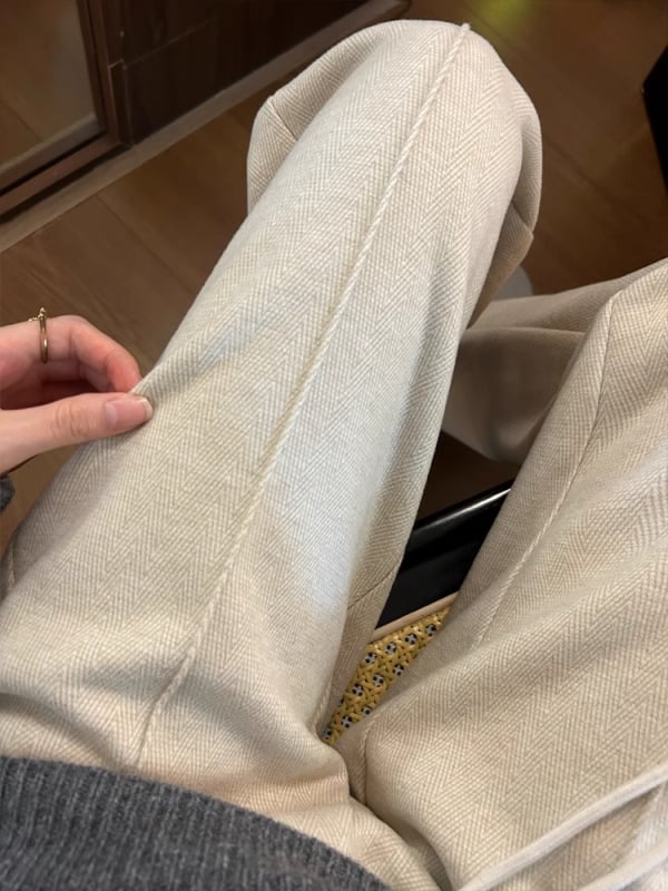 Női magas derekú kasmír keverék szűk szabású farmer, 3D vágás, regenerált cellulóz rost, tavasz 2025