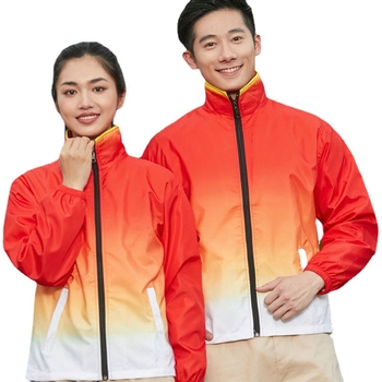 Geacă windbreaker pentru voluntari, cu imprimare a logo-ului, glugă, mâneci lungi, fermoar frontal, croială lejeră, material exterior din amestec de fibre chimice, căptușeală 100% poliester, ținută de iarnă pentru muncă