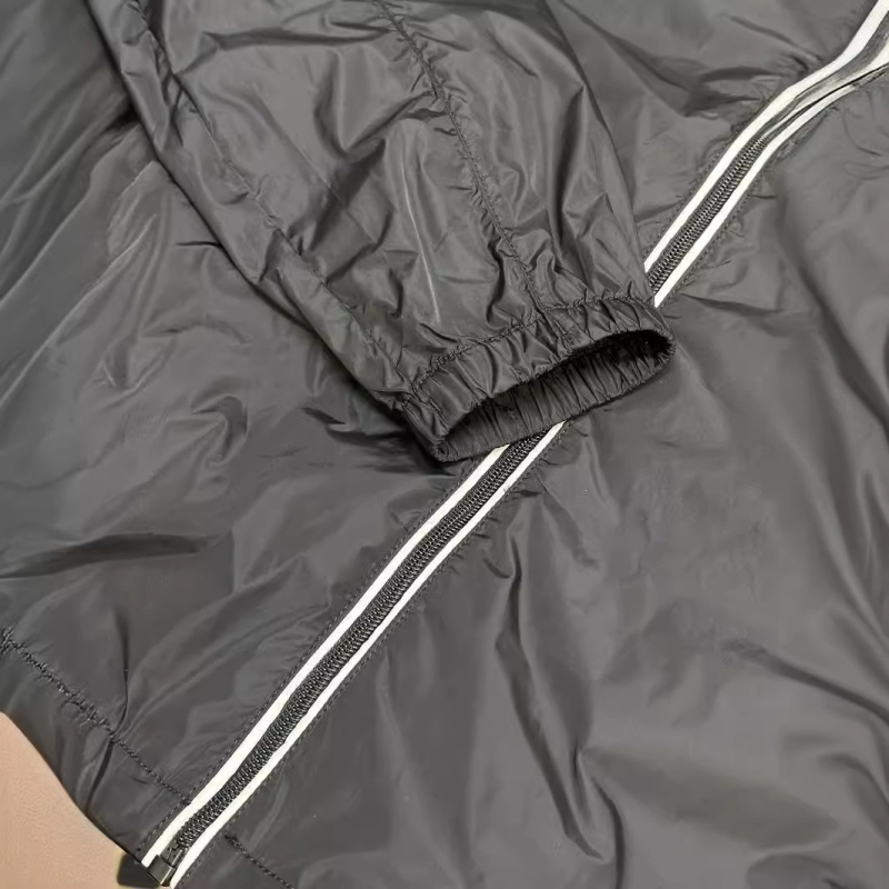 Jesenska jakna od 100% pamuka, kapuljača, zip, slobodan kroj, unisex