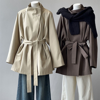 Geacă de damă tip windbreaker, croială în formă de A, guler pătrat, din amestec de bumbac, fără mâneci