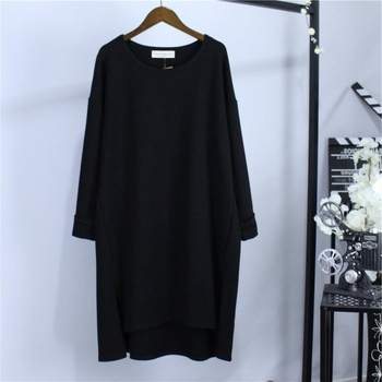 Póló hosszú ujjú, laza szabású, kerek nyakú, nyomtatott mintával