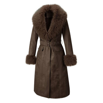 Rojtos szélű kabát, könnyű modal anyag, álló gallér, egyrészes gombolás, 2025 tavasz