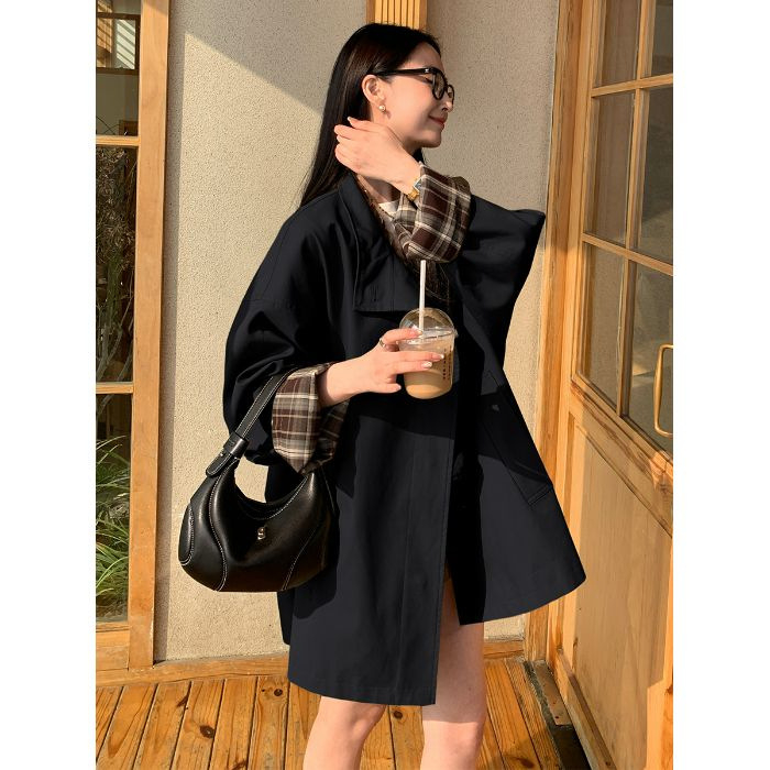 Szélkabát kontrasztos kockás mintázattal, laza szabás, polo gallérral, középhosszú, anyag: pamut-poliészter elasztánnal