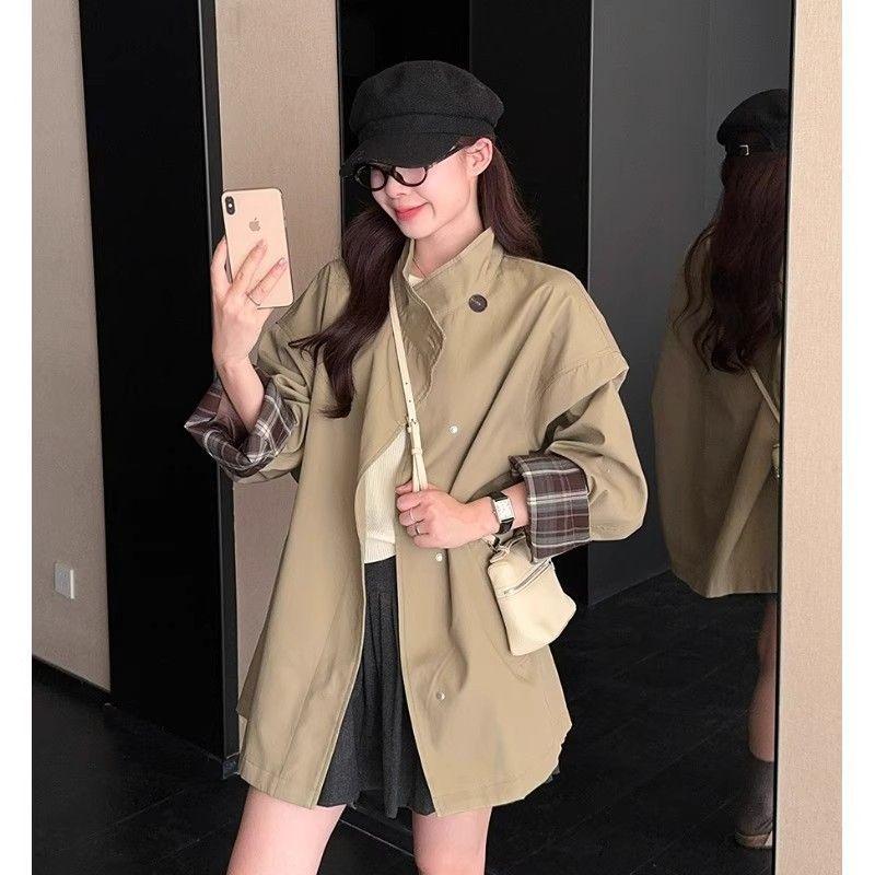 Szélkabát kontrasztos kockás mintázattal, laza szabás, polo gallérral, középhosszú, anyag: pamut-poliészter elasztánnal