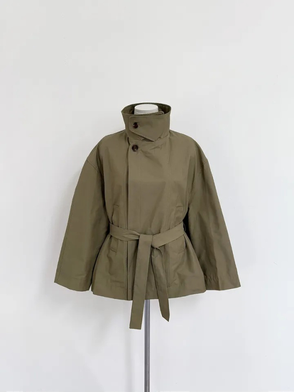 Laza szabású rövid windbreaker dzseki ultra rövid hosszú, álló gallérral, fűzős zárással, pamut-keverék anyagból, egyszínű