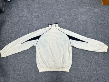 Szélvédő kabát patchwork hímzéssel, kapucnival, állógallérral, laza szabás, pamut külső, nylonos bélés