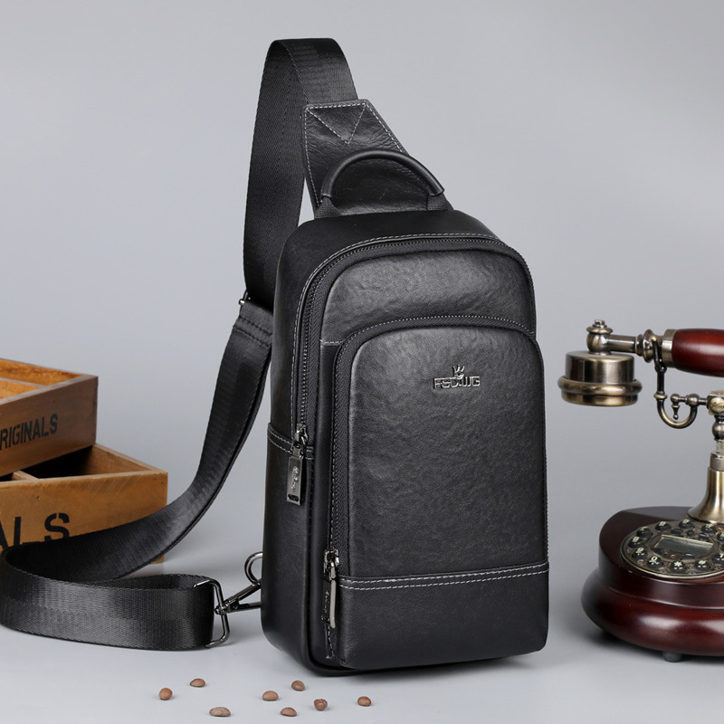 Muška kožna crossbody torba - ležerni putni stil, kompatibilna s 10-inčnim prijenosnim računalom, otporna na habanje, podstava od poliestera, jednobojna