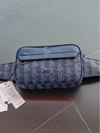 Férfi mellkasi táska, városi minimalist stílus, csíkos mintázat, belső nylon, vízálló és antibakteriális, elfér 8 hüvelykes laptop, 2025 tavasz