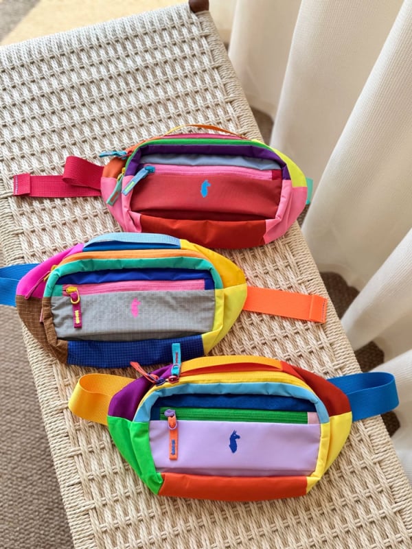 Pojasna torba s gradskim minimalističkim stilom; materijal: poliester-pamut; unutarnja konstrukcija: džep za dokumente i laminirani džep sa zatvaračem; srednji pretinac; pogodno za vožnju biciklom i svakodnevnu upotrebu