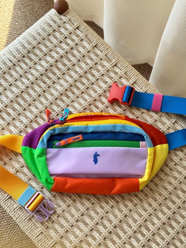 Pojasna torba s gradskim minimalističkim stilom; materijal: poliester-pamut; unutarnja konstrukcija: džep za dokumente i laminirani džep sa zatvaračem; srednji pretinac; pogodno za vožnju biciklom i svakodnevnu upotrebu