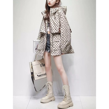 Jachetă pentru femei cu glugă, fără mâneci, croială în formă de A, poliester (50–70%), Primăvara 2025