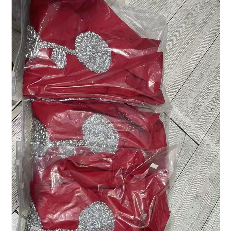 Košulja s rhinestone-izvezom cvjetnog motiva, labav kroj, dugi rukavi, polo ovratnik, srednja duljina