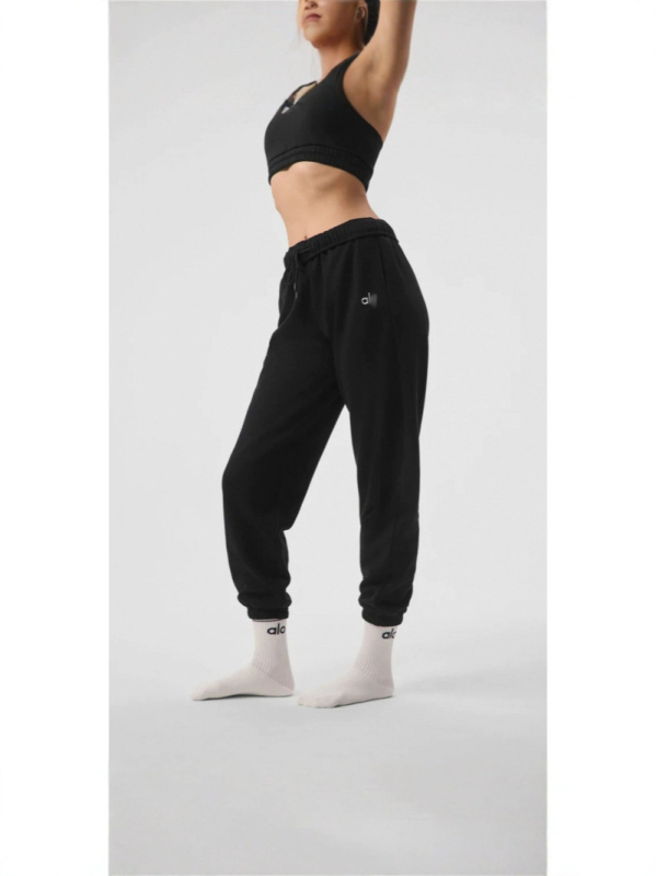 Alogant ženske jogger hlače s fleeceom, širok kroj, elastični pojas, opušteni casual stil, baršunasta podstava