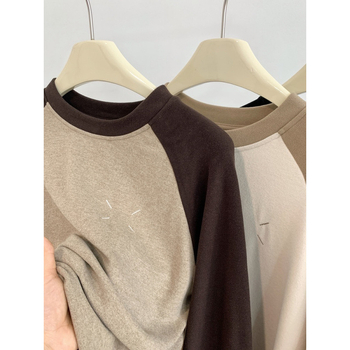 Oversize majica s raglan dugačkim rukavima, Derong tkanina, okrugli izrez, vezenje