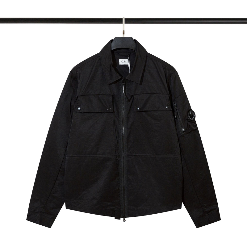 Palton tip windbreaker, stil britanic, croială lejeră, guler pliabil și fermoar dublu