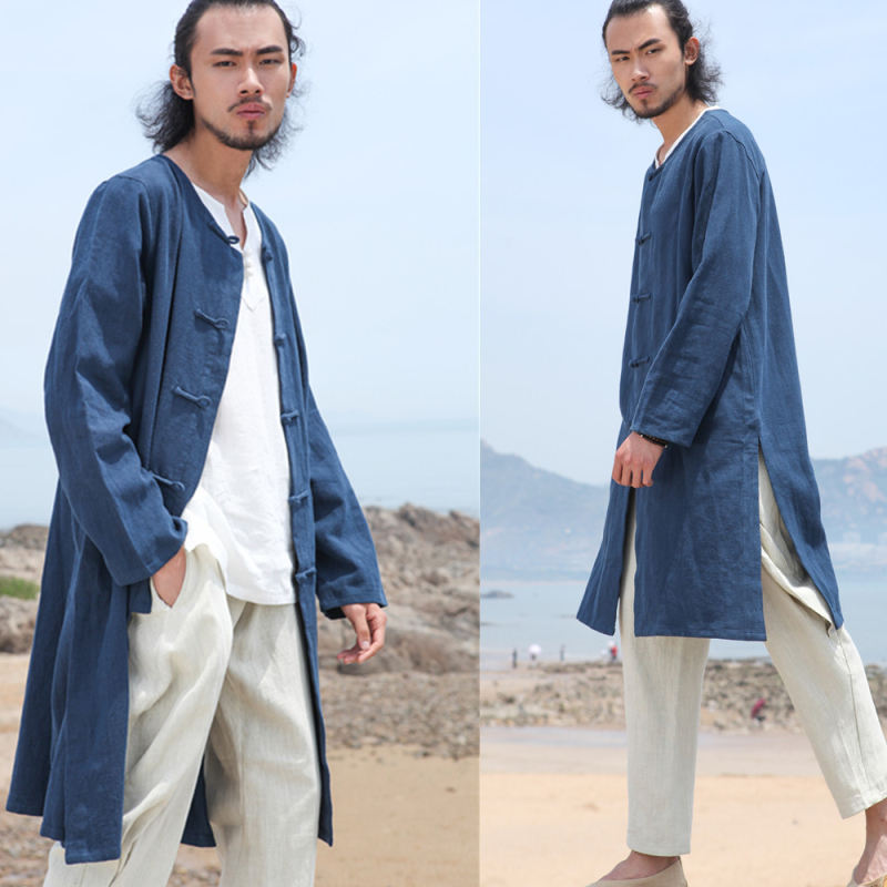 Kaput od konopno-ramije tkanine, dugačak 80–100 cm, rever, jednostruko kopčanje, podstava od pamuka, slobodan kroj