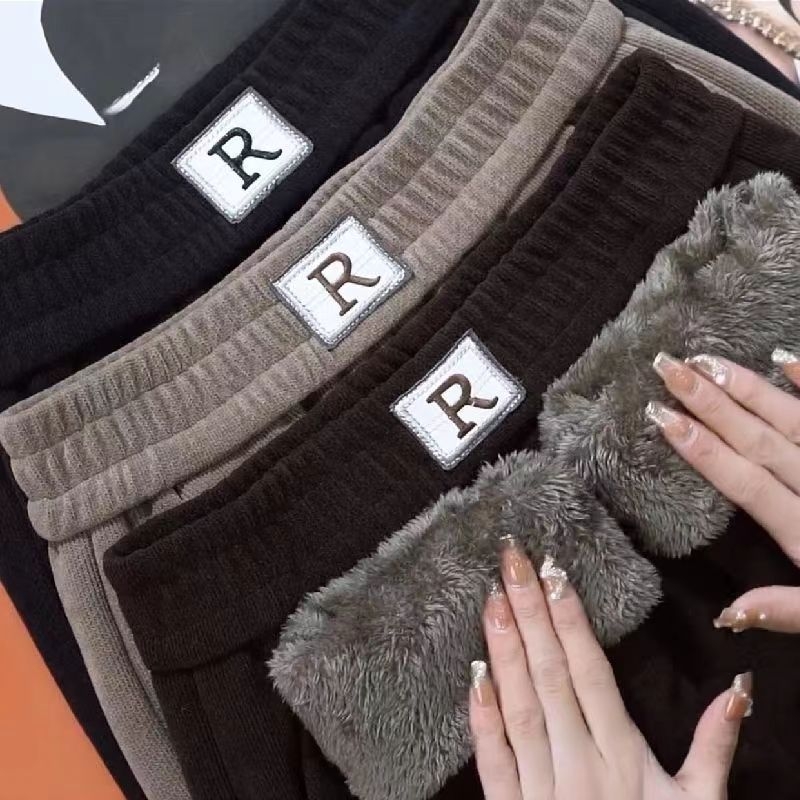 Ženske hlače ravnog kroja s fleece-chenille materijalom, s džepovima, visokim strukom, debela tkanina, corduroy tekstura