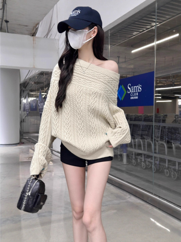 Pulover tricotat cu un umăr pentru femei - mâneci lungi, fibre acrilice, model solid, croială dreaptă