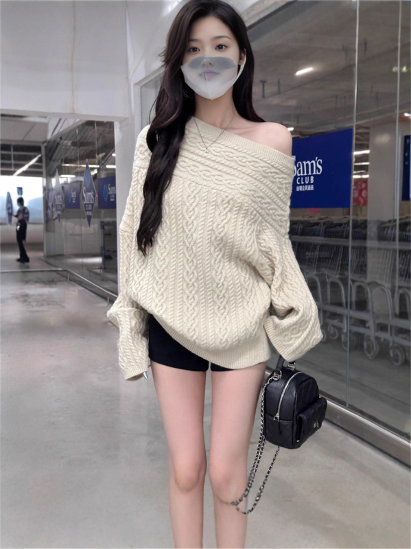 Pulover tricotat cu un umăr pentru femei - mâneci lungi, fibre acrilice, model solid, croială dreaptă