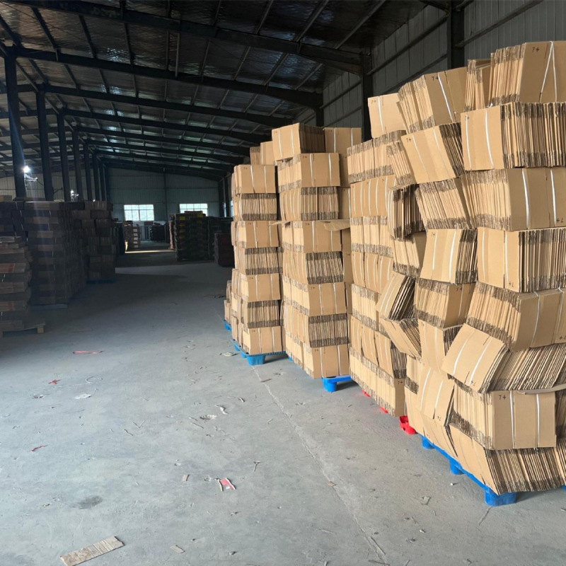 Kartondoboz ajándék – különleges alakú, nyomtatott csomagolás italokhoz és gyümölcsökhöz