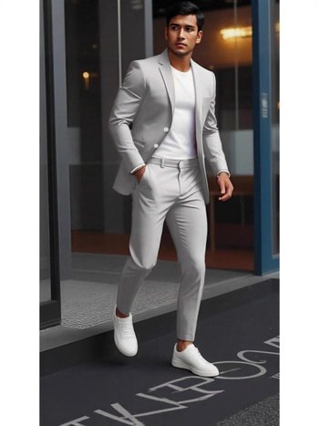 Δύο τεμαχίων σετ: πουκάμισο και κοστούμι με Peak γιακά, μπροστινό κούμπωμα με κουμπιά, στενή γραμμή, ύφασμα από βαμβακο-πολυεστέρα, διαπνέον και ανθεκτικό