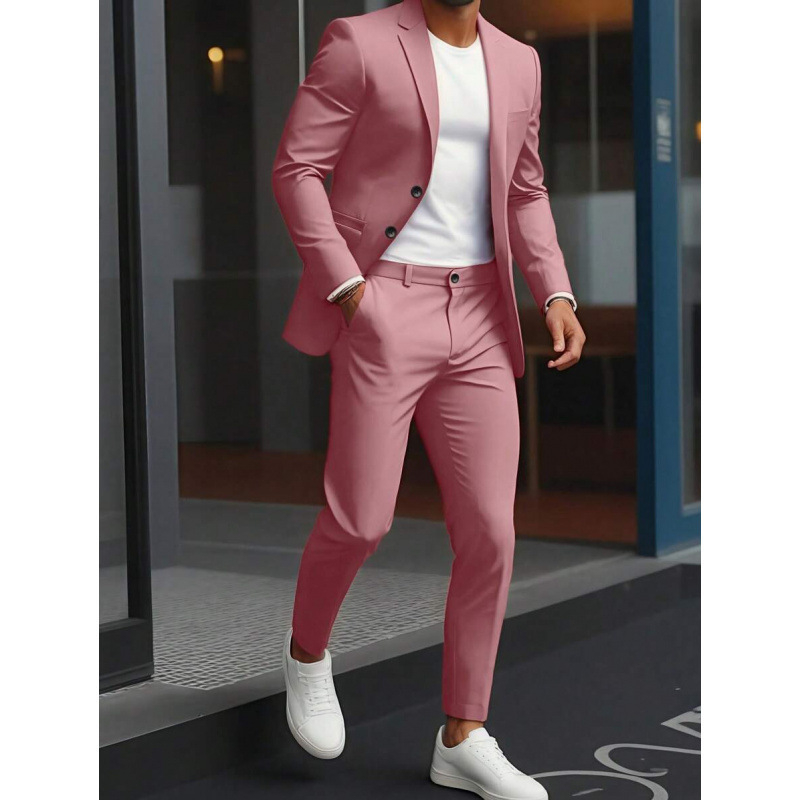 Δύο τεμαχίων σετ: πουκάμισο και κοστούμι με Peak γιακά, μπροστινό κούμπωμα με κουμπιά, στενή γραμμή, ύφασμα από βαμβακο-πολυεστέρα, διαπνέον και ανθεκτικό