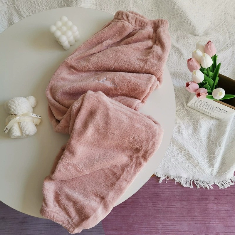 Pantaloni de casă călduroși, din fleece coral, căptușiți, talie medie, croială largă, croi relaxat