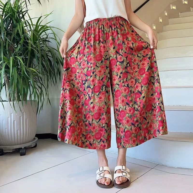 Pantaloni femei cu croi larg, lungime cropped, imprimeu floral, ușori, din amestec viscose