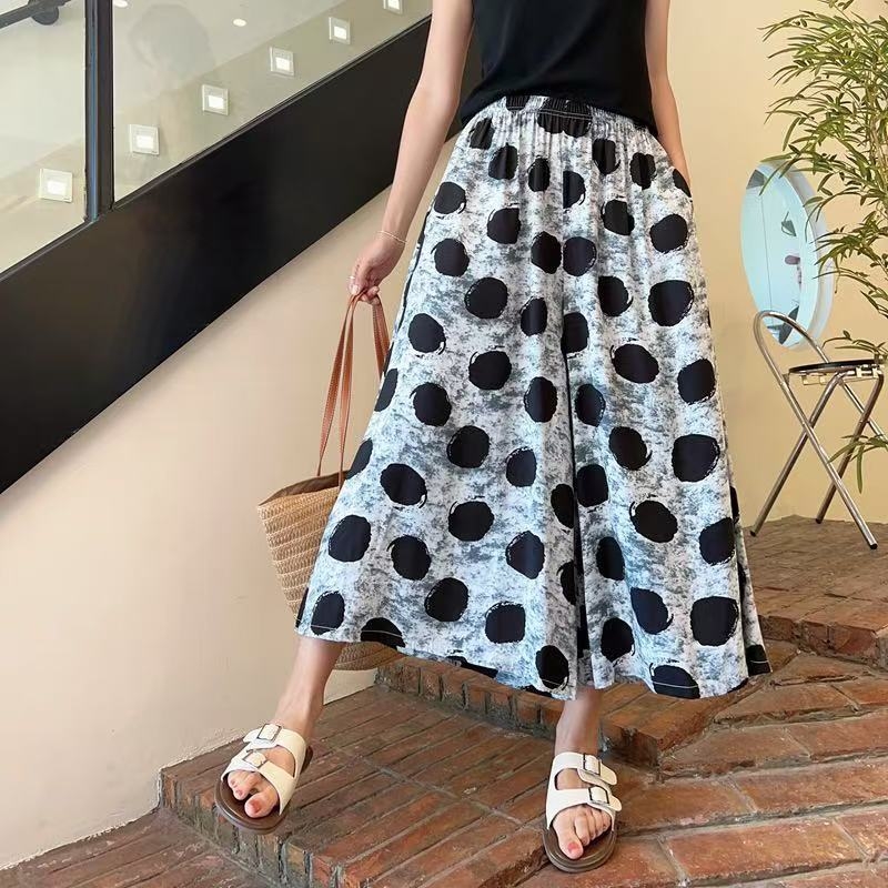 Pantaloni femei cu croi larg, lungime cropped, imprimeu floral, ușori, din amestec viscose