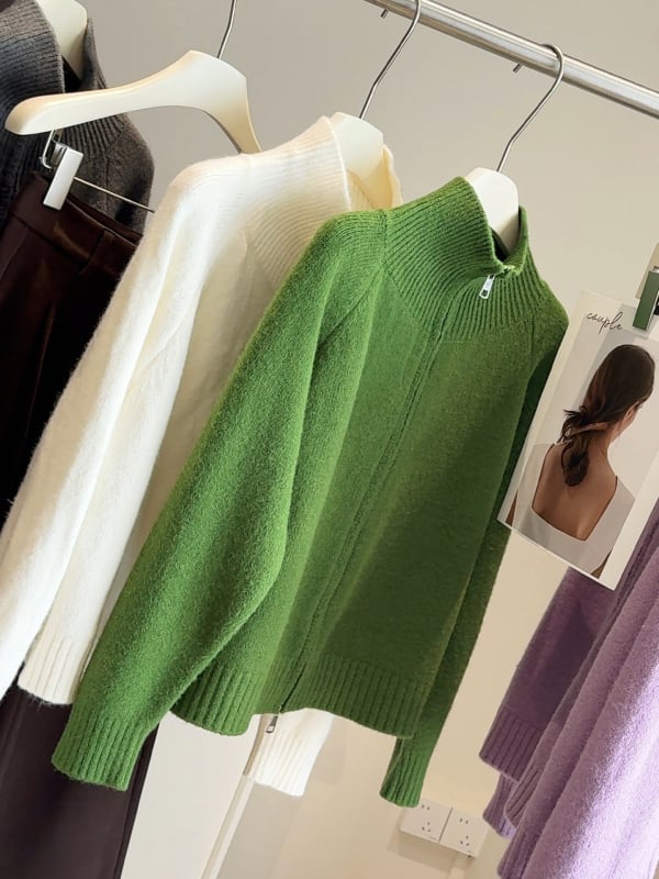 Cardigan damă cu fermoar dublu, poliester, croială regulată, mâneci lungi, lungime 50–65 cm