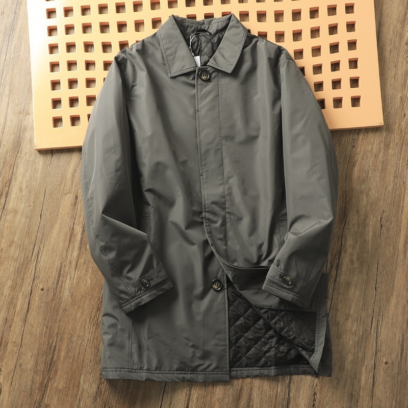 Muški kaput: otporan na vjetar i vodu, debela podstava za toplinu, srednja duljina, rever ovratnik