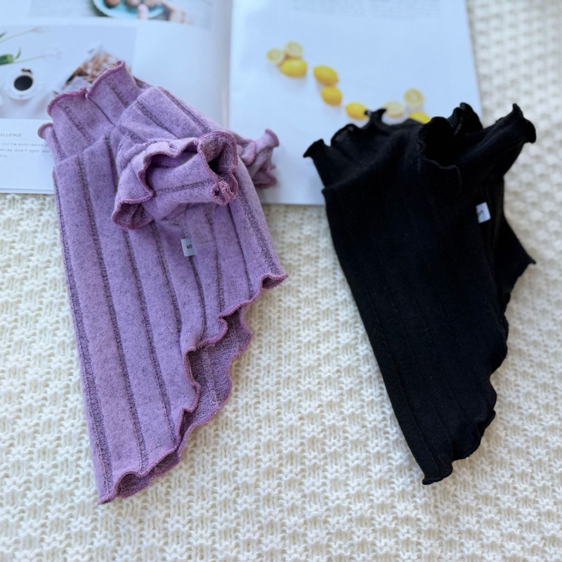 Облекло за домашни любимци: дантелена риза за кучета и котки, полиестер‑памук, стил карикатура, марка Heartwarming darling