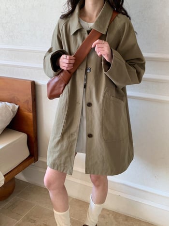 Paltonă damă în stil coreean, croială lejeră, lungime medie, guler Turn-Down, amestec de bumbac 70–80%, închidere frontală cu nasturi