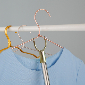 Metalna vilica za sušenje odjeće – moderan minimalistički stil, za vješanje u spavaću sobu, lansirano 2024
