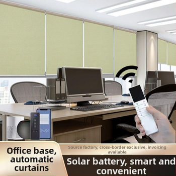 Elektrické roletky s 12V motorom, Li‑ion batéria nabíjaná zo slnečnej energie, diaľkové ovládanie, zabudovaný Wi‑Fi smart modul, polyesterové tkaniny