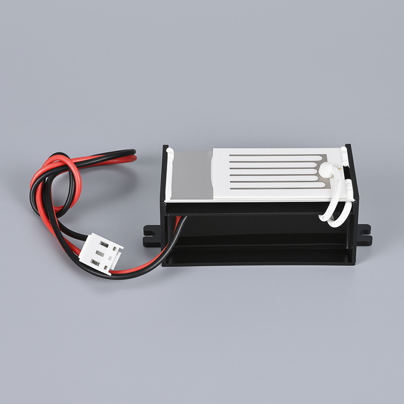 Γεννήτρια όζοντος για εξάλειψη οσμών - επιτραπέζια, μινιμαλιστικός σχεδιασμός; θόρυβος 36–45 dB, ροή αέρα 51–150 m³/ώρα, κάλυψη 41–60 m², χωρίς εγκατάσταση