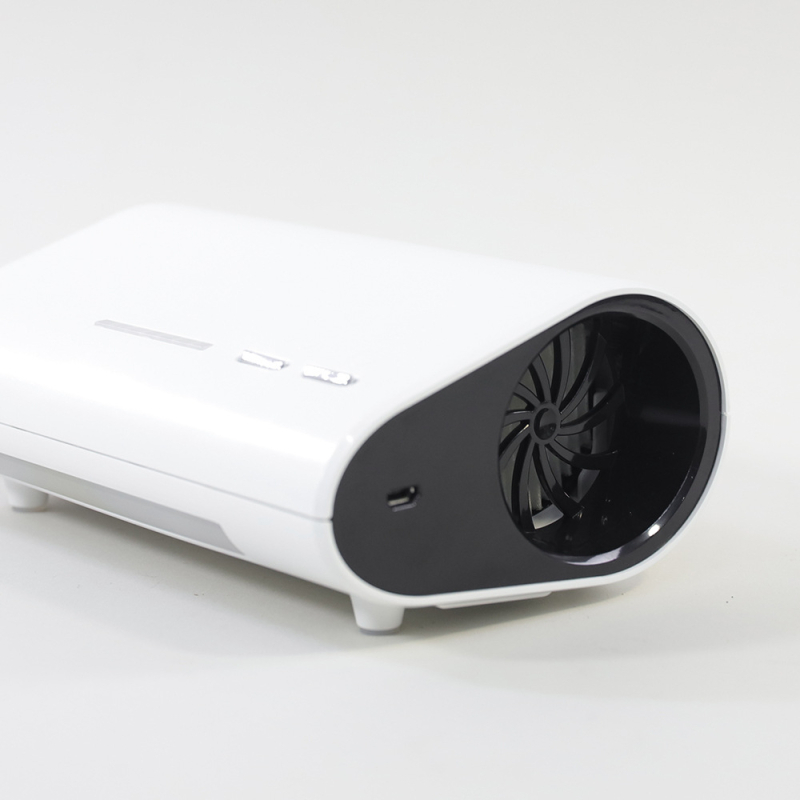 Автомобилен пречиствател на въздуха - модел D2140-10-ELI-PV(6mm); напрежение 5V; размери 170×125×68.5 мм; тегло 257 г; поддръжка на множество захранващи опции.