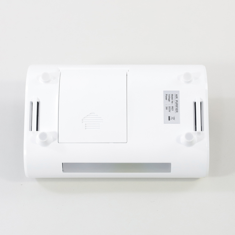 Автомобилен пречиствател на въздуха - модел D2140-10-ELI-PV(6mm); напрежение 5V; размери 170×125×68.5 мм; тегло 257 г; поддръжка на множество захранващи опции.