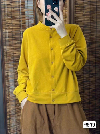 Cămașă de damă în stil literar retro, din amestec de bumbac, guler stand, mâneci lungi, croială lejeră, închidere frontală cu nasturi