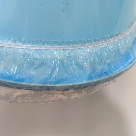 Egyszer használatos mosdózacskó, műanyagból, vízálló, hőzáró élű lezárás, 100% tiszta anyag, tömeg 0,1-0,3 kg