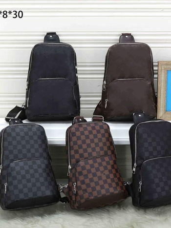 Muška torba preko prsa – ulični stil, PU materijal, velika kapaciteta, natpis slovima, podstava od poliestera