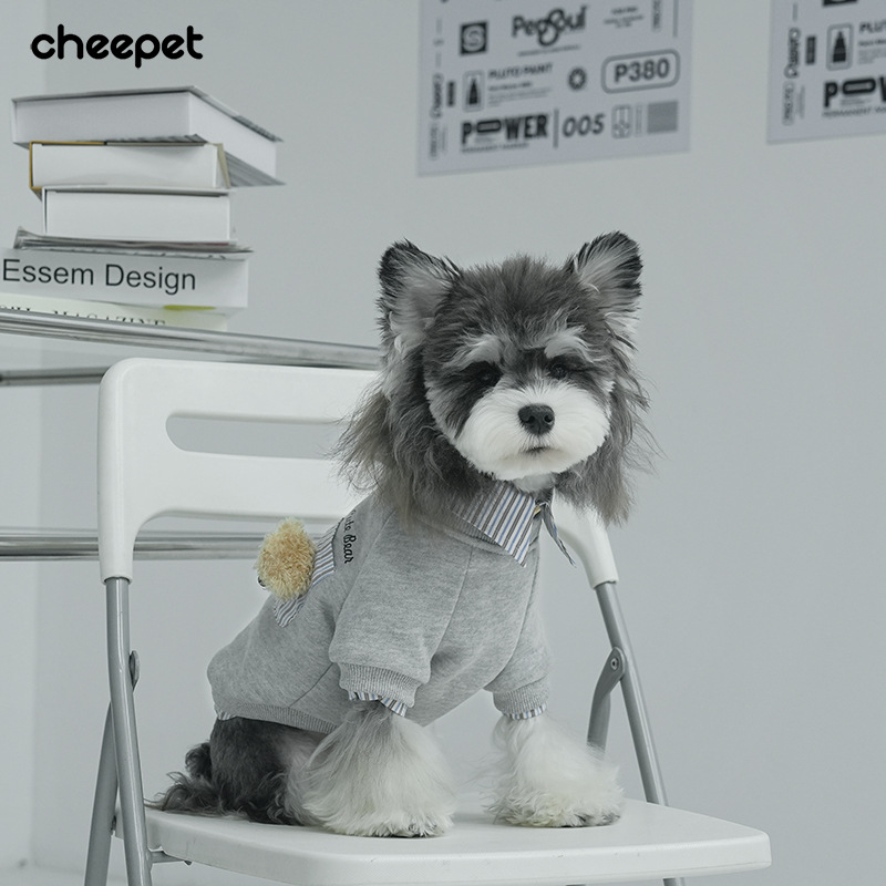 CheePet pamučna ležerna majica za psa, model A526, s prugastim ovratnikom za izgled slojeva