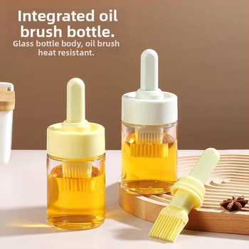 Četka za roštilj s integriranom posudom za ulje, silikonim držakom i PP vlaknima