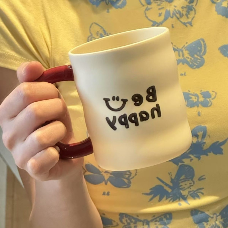 Műanyag szájöblítő pohár és fogkefetartó, Unique márka, ajándékba tökéletes, nem importált