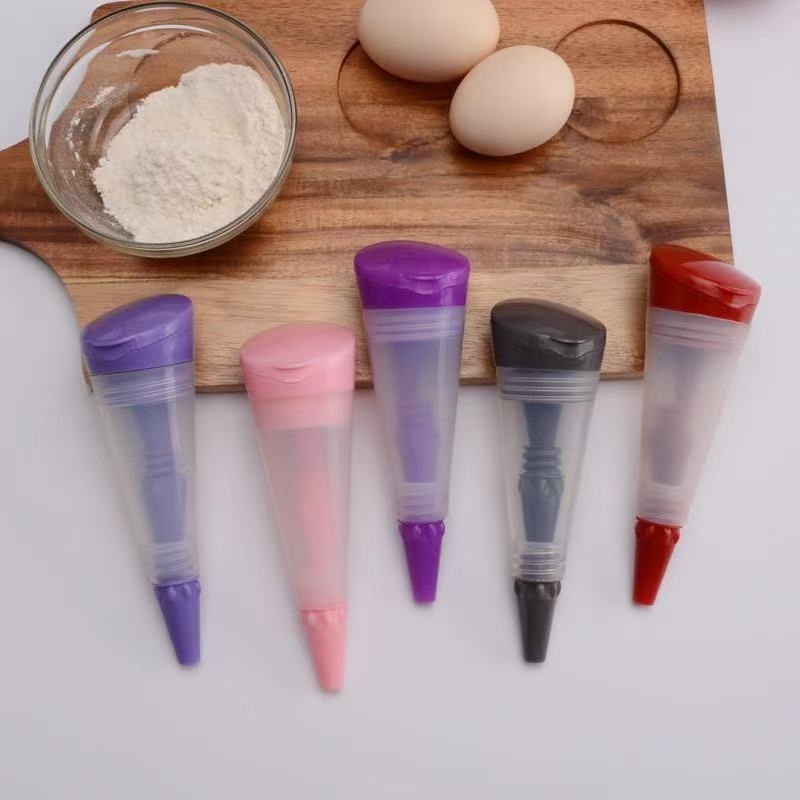 Pistol de decorare pentru prăjituri din silicon — duze și pungă de decorare, stil modern minimalist, lansat în 2025, pentru decorarea cremei