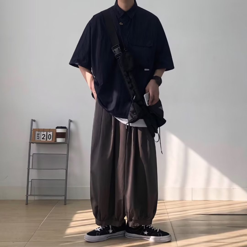 Cămașă lejeră cu guler pătrat, mâneci scurte, buzunar decorativ, croială lejeră, amestec din poliester